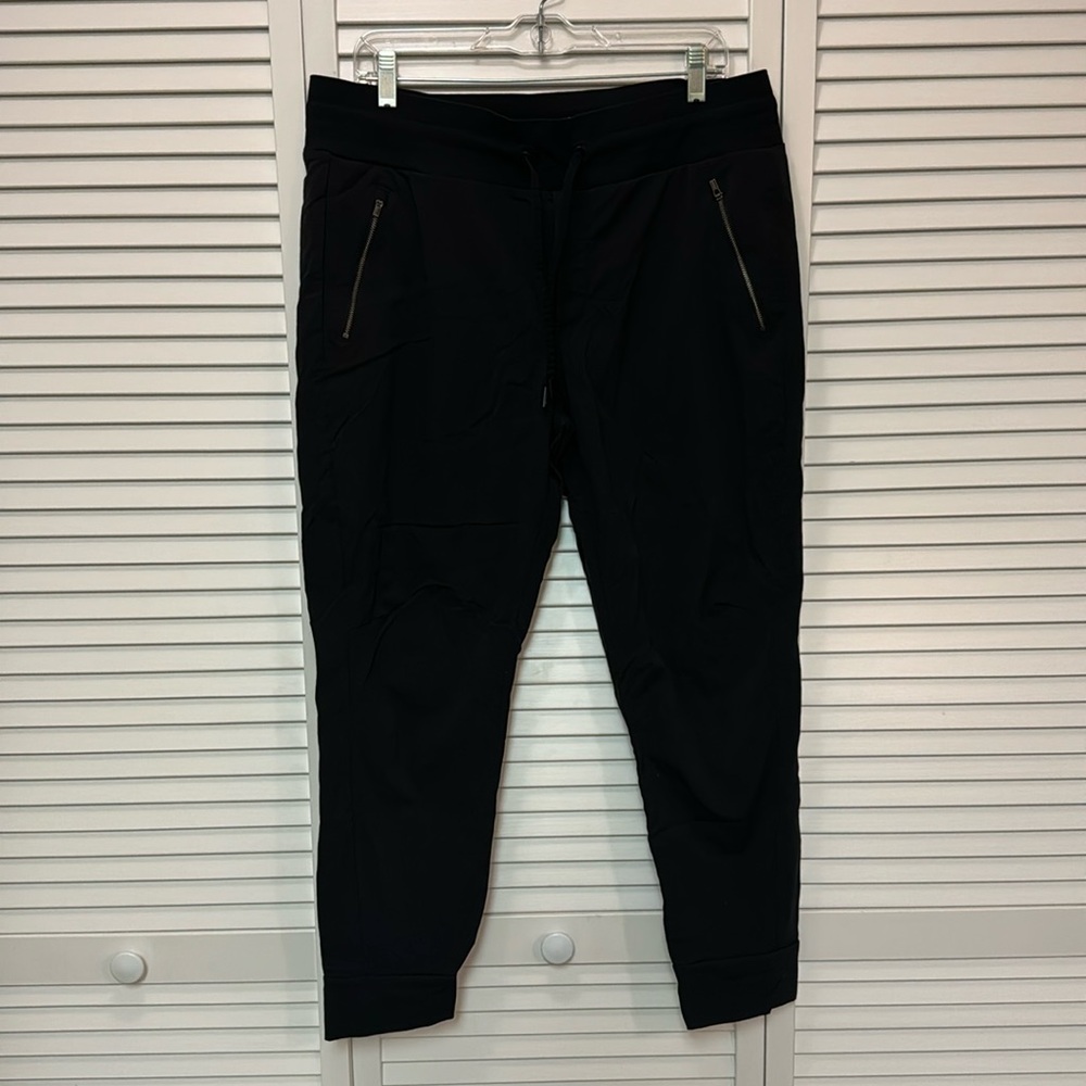 Athleta Trekkie North Jogger - Black - Size 16